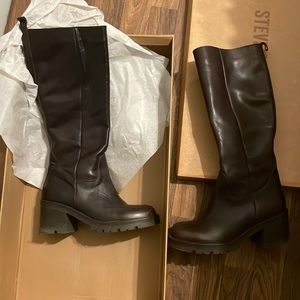Steve Madden tall Gyrate brown boots